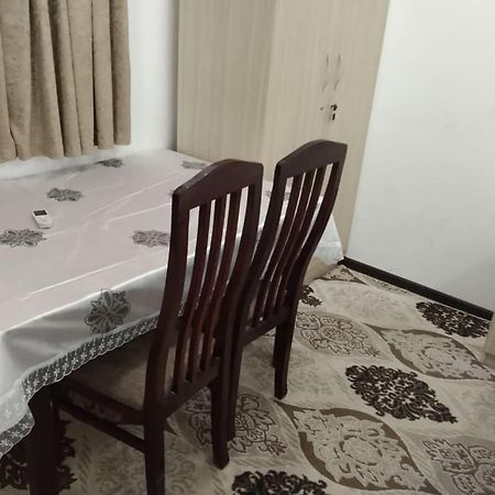 Hotel Nehal Kamal ทาชเคนต์ ภายนอก รูปภาพ