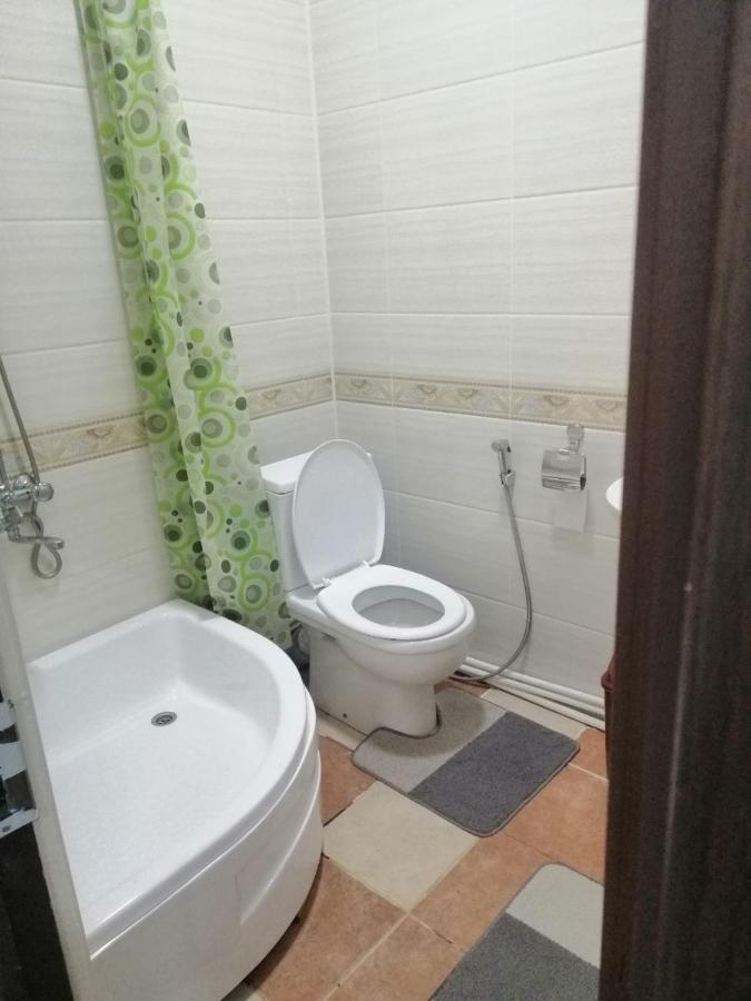 Hotel Nehal Kamal ทาชเคนต์ ภายนอก รูปภาพ